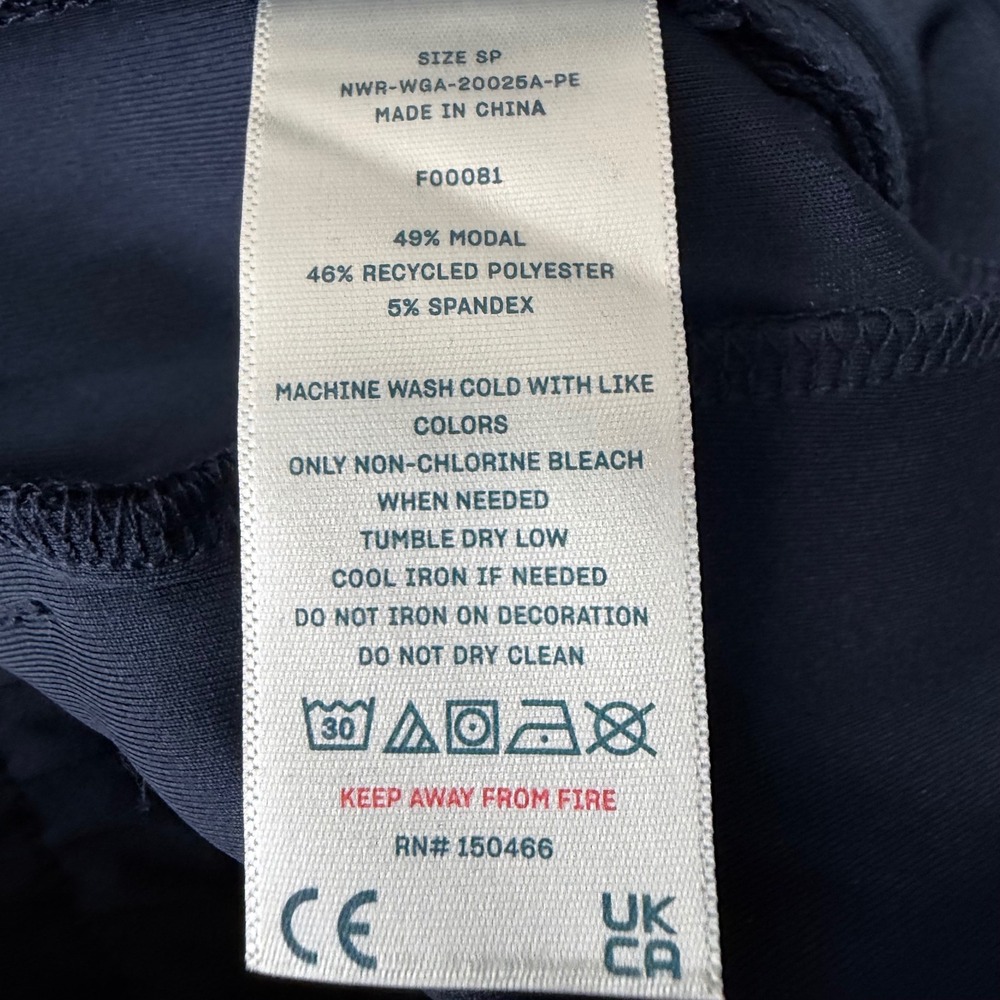 We Wander Performaluxe Pintuck Straight Pant Women Size SP Navy NWT - Picture 6 of 6